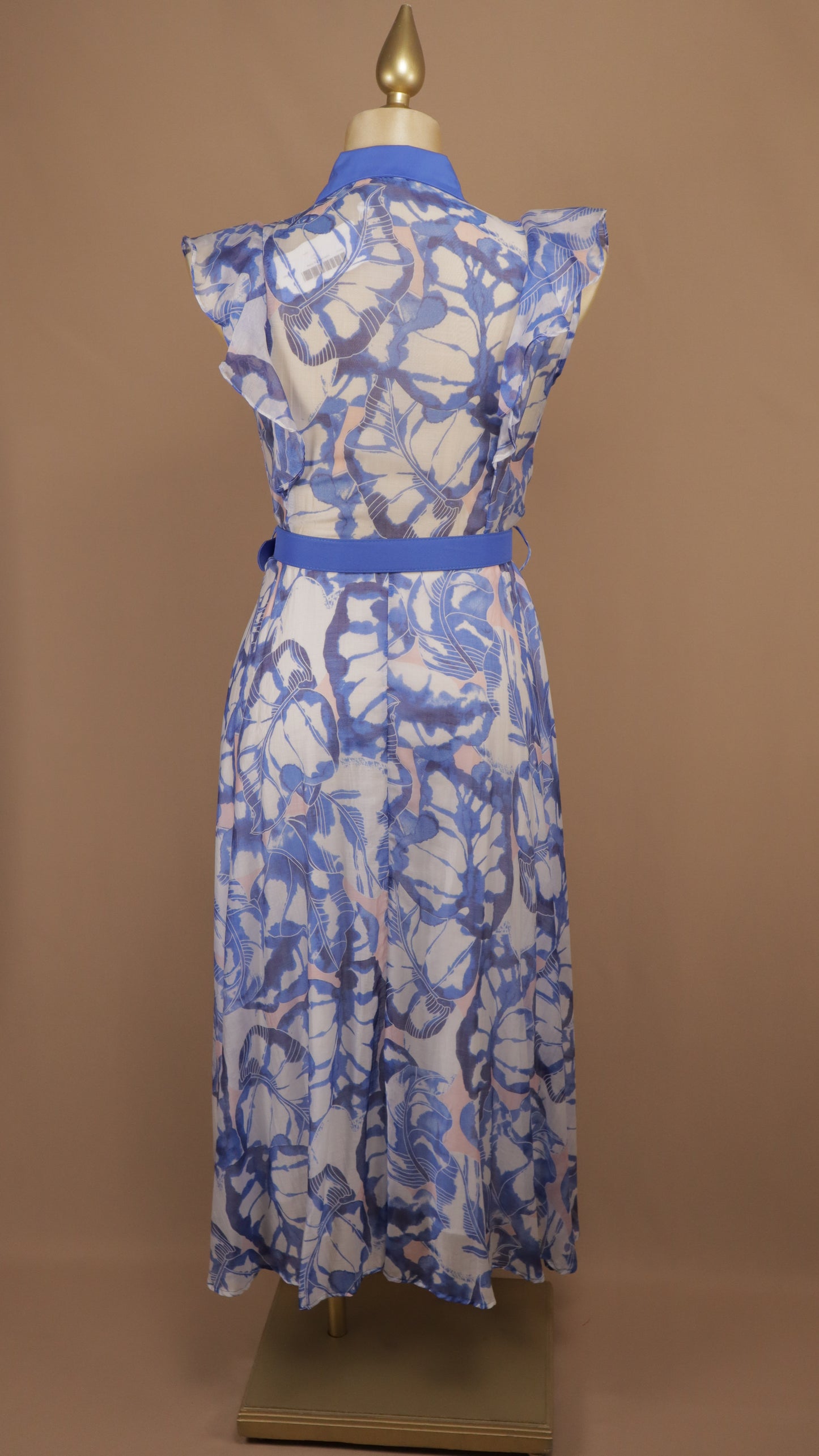 Vestido camisero midi de gasa con estampado botánico y cinturón