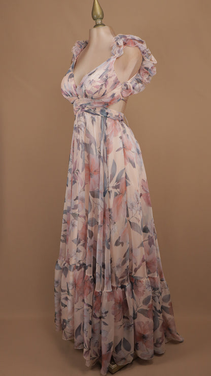Vestido largo romántico de chifón floral con escote en V y tirantes con olanes