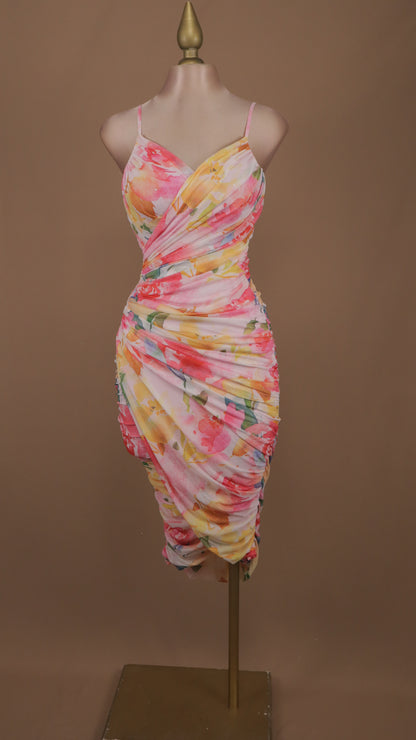 Vestido corto primavera con escote cruzado