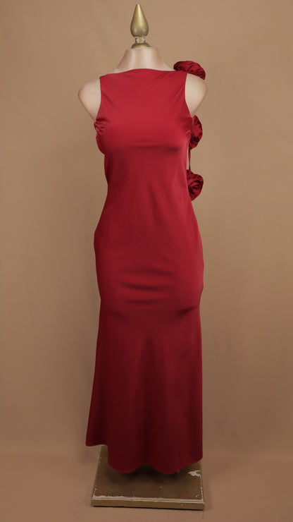 Vestido largo de gala con apliques de rosas tridimensionales