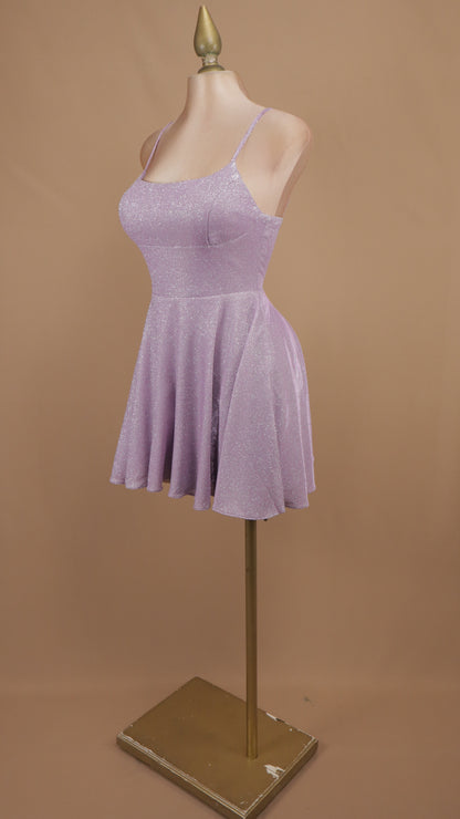 Vestido corto con falda circular