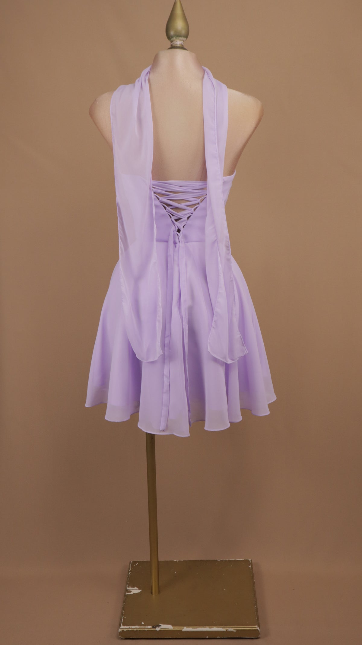 Vestido corto linea A de chiffon