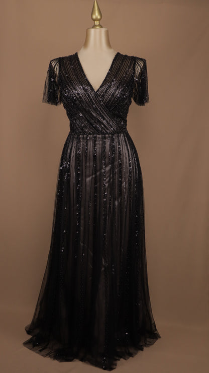 Vestido largo plus size con aplicación y manga