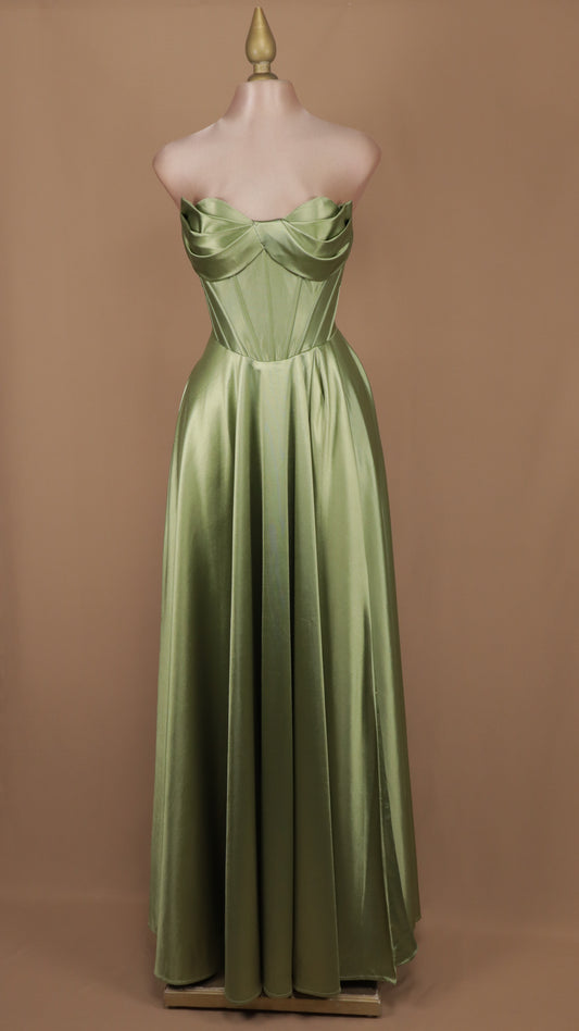 Vestido largo estraple con corset