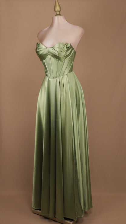 Vestido largo estraple con corset