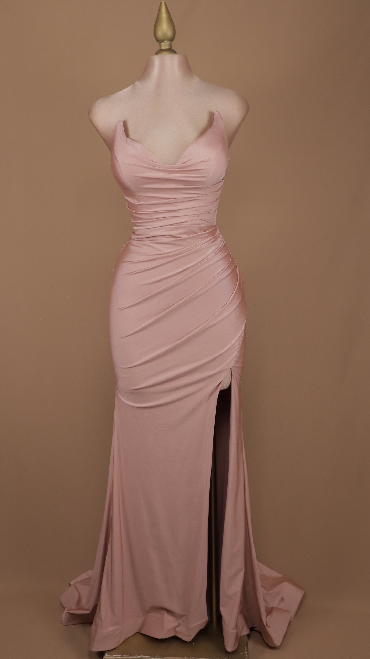 Vestido largo corte sirena con corset