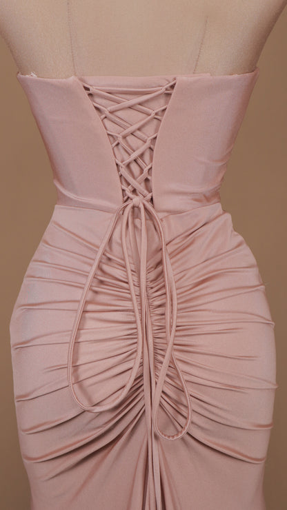 Vestido largo corte sirena con corset