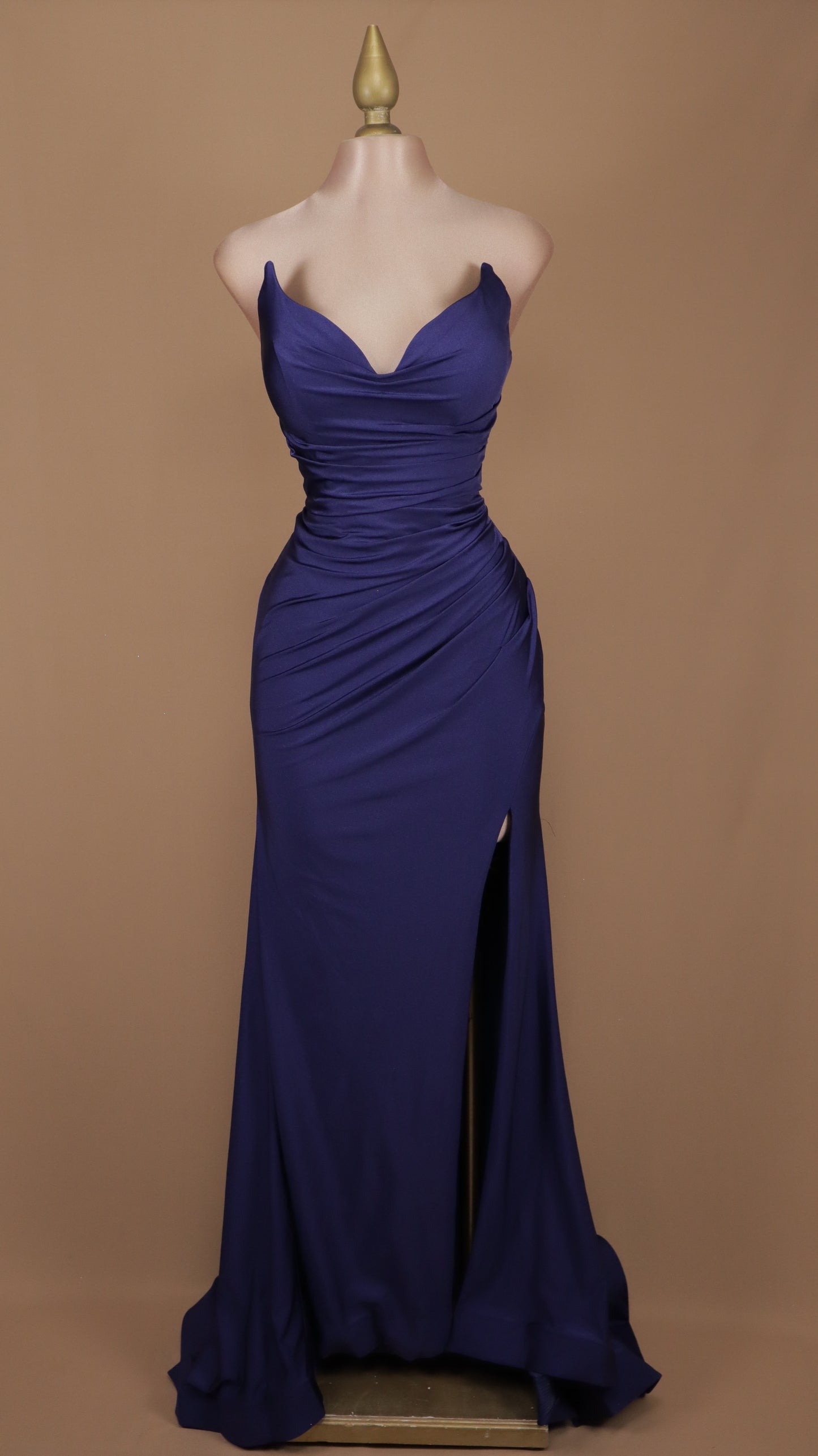 Vestido largo corte sirena con corset