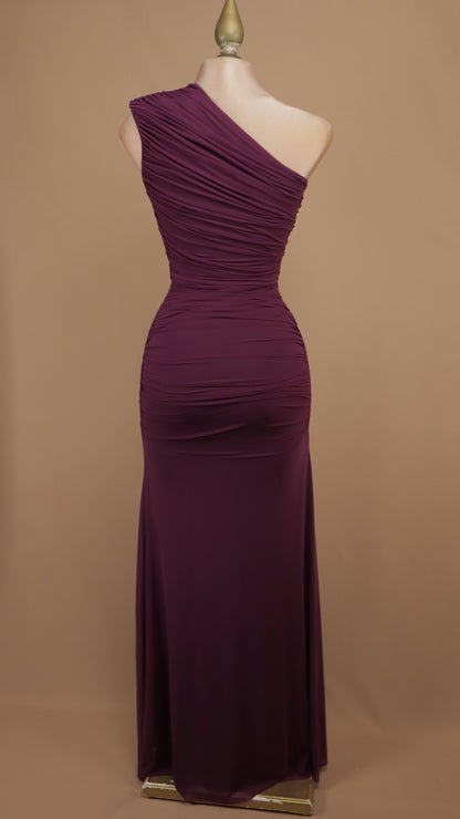 Vestido largo asimétrico fruncido