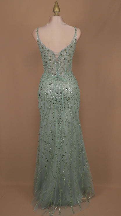 VESTIDO LARGO DE GRADUACION CON APLICACION CORTE SIRENA