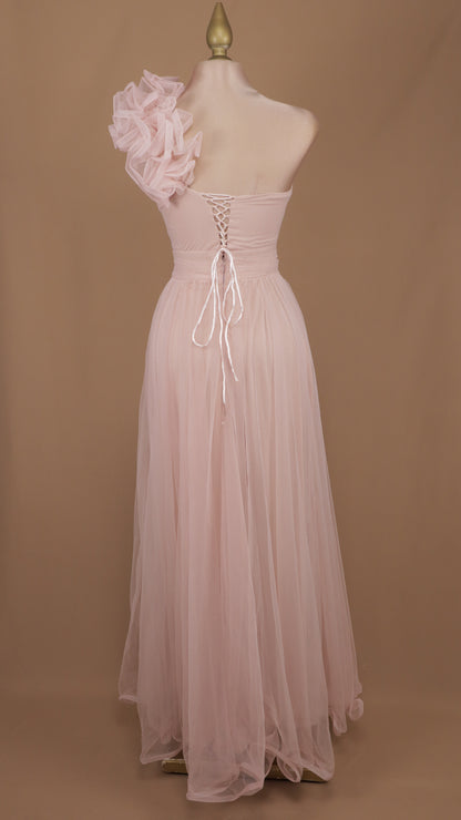 Vestido largo de tul con escote corazón