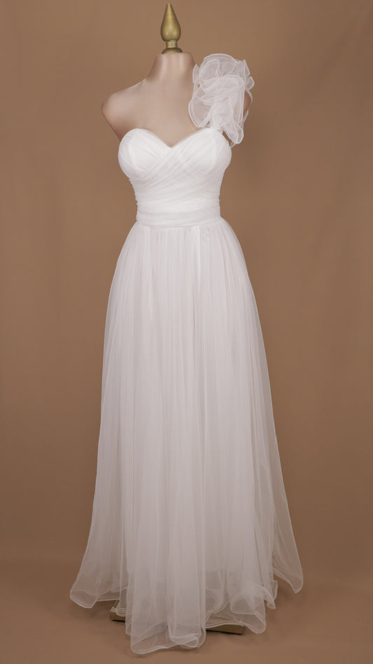 Vestido largo de tul con escote corazón