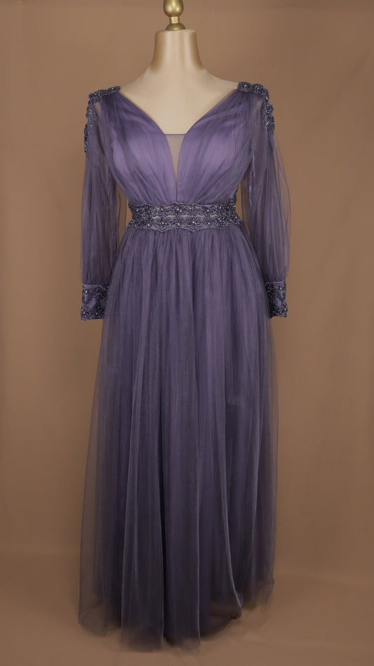 Vestido largo plus size con manga larga