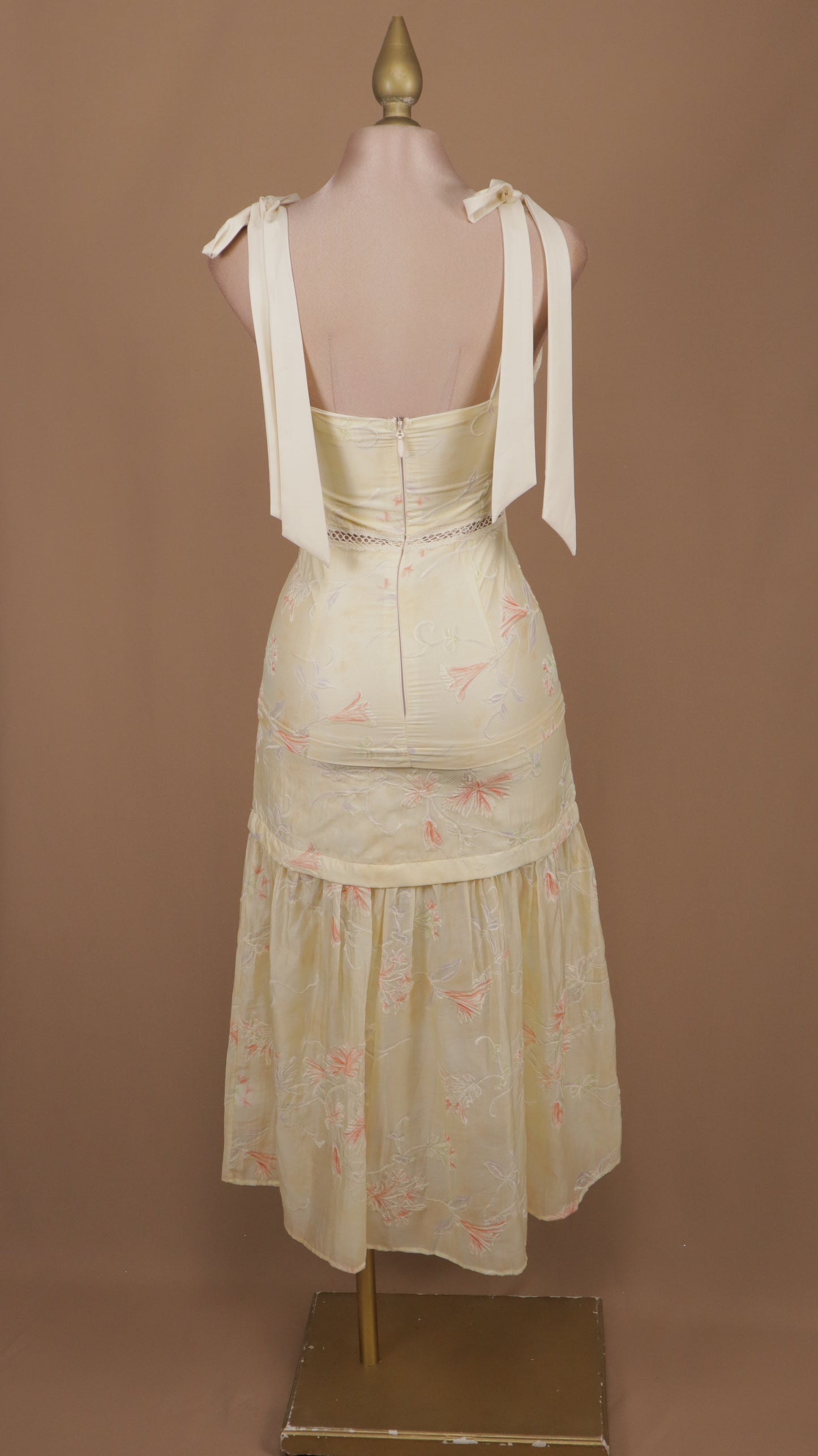 Vestido maxi estampado con tirantes ajustable