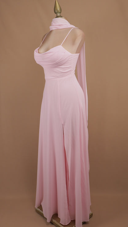 Vestido maxi de gala con escote drapeado, abertura y fular a juego