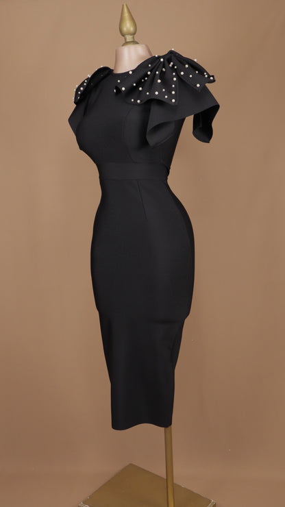 Vestido midi de bandage con perlas en hombros