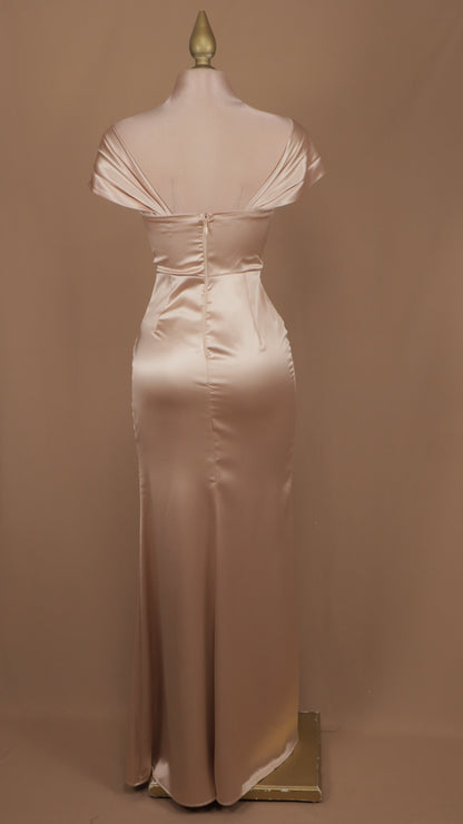 Vestido largo satin al hombro