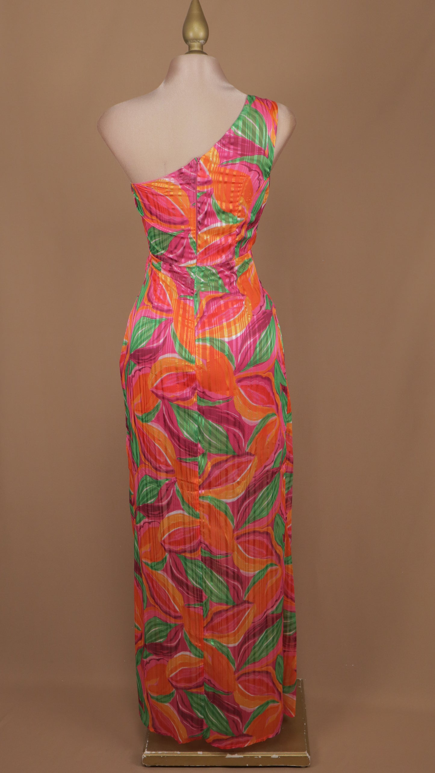 Vestido largo estampado escote asimétrico