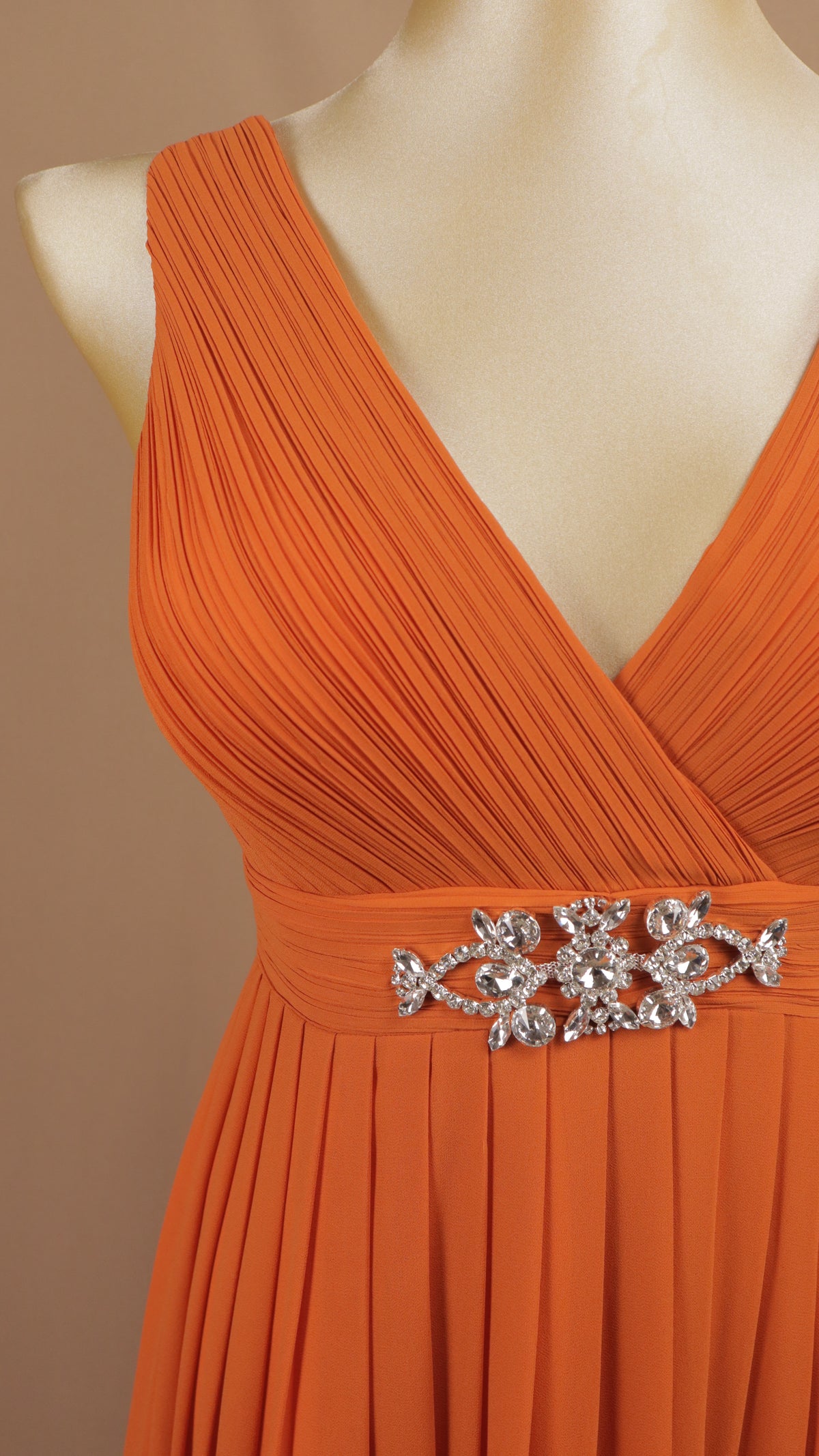 Vestido largo plus size corte imperio