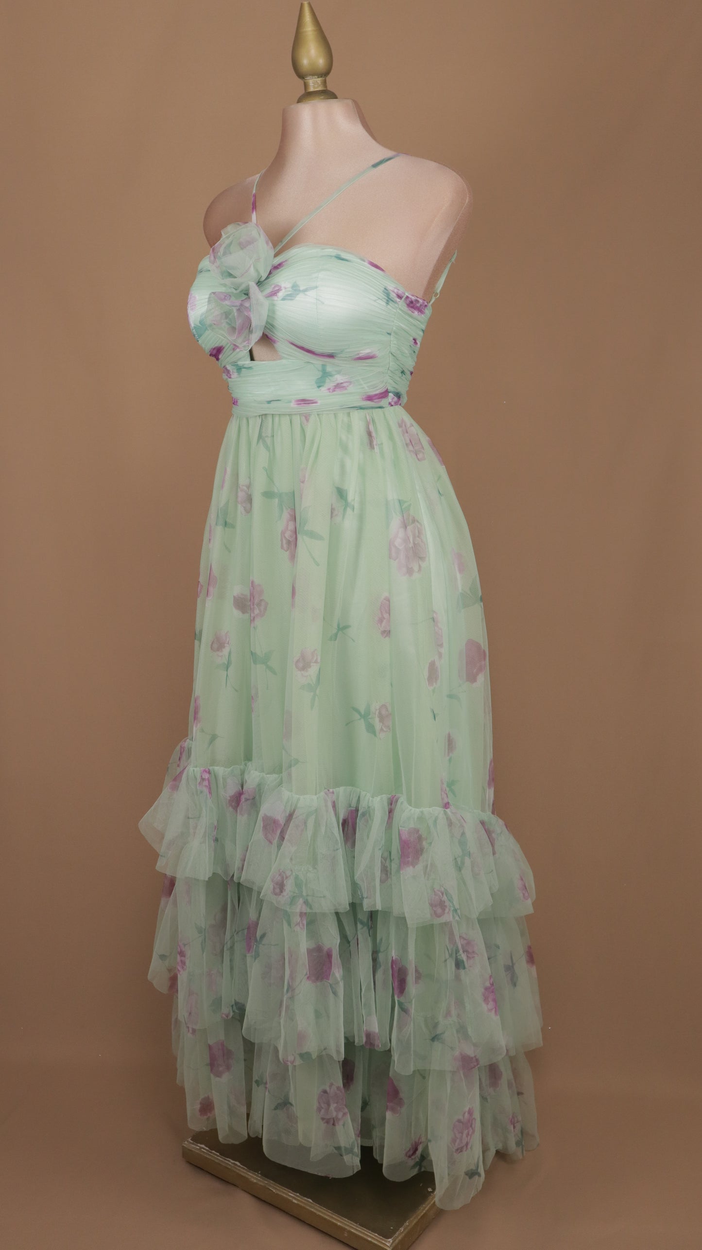 Vestido largo de tull estampado cuello halter