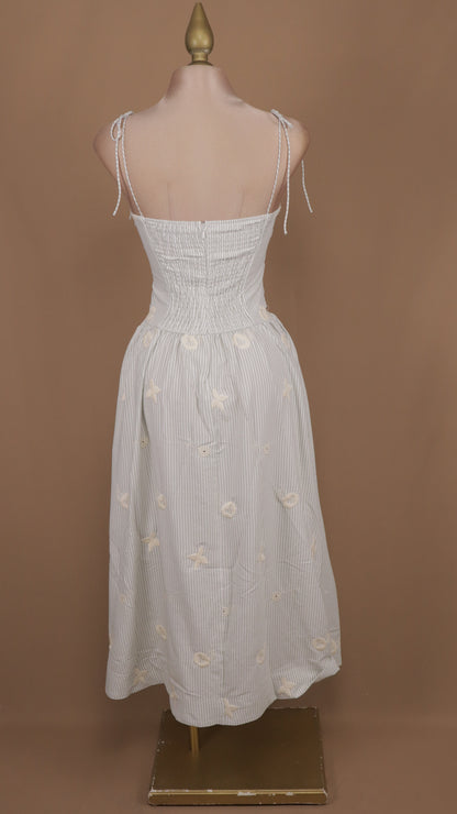 Vestido midi rayado con copas
