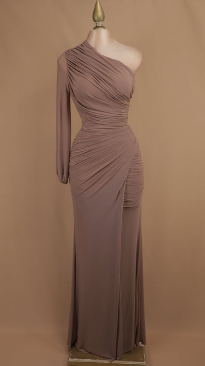 Vestido largo asimtrico manga larga corrugado