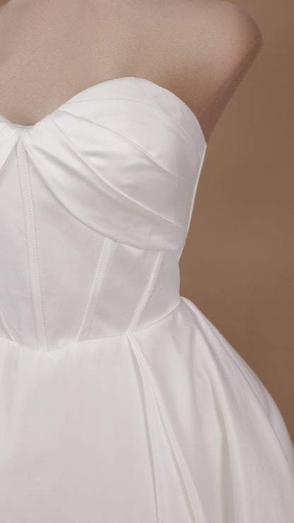 VESTIDO DE NOVIA ESTRAPLE CORTE PRINCESA