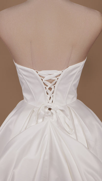 VESTIDO DE NOVIA ESTRAPLE CORTE PRINCESA