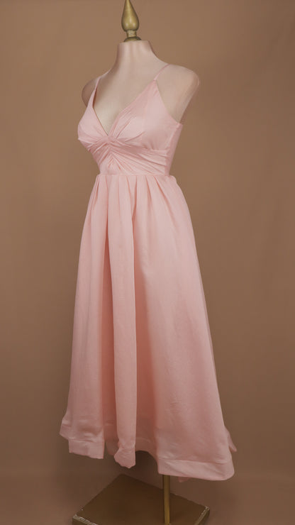 Vestido maxi escote en V y linea A