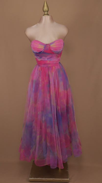 Vestido maxi estraple con estampado