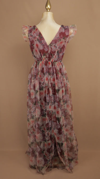 Vestido extra de gala romántico en malla de tul con estampado