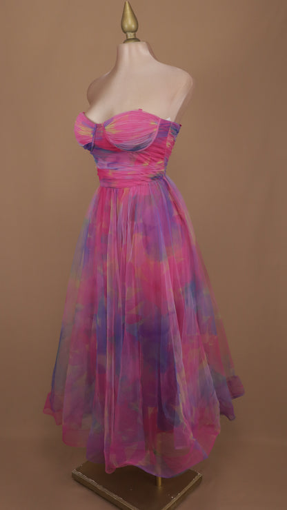 Vestido maxi estraple con estampado