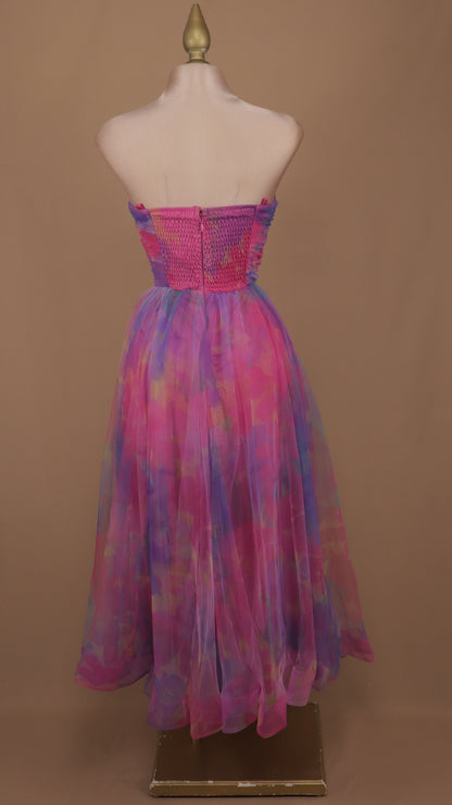Vestido maxi estraple con estampado