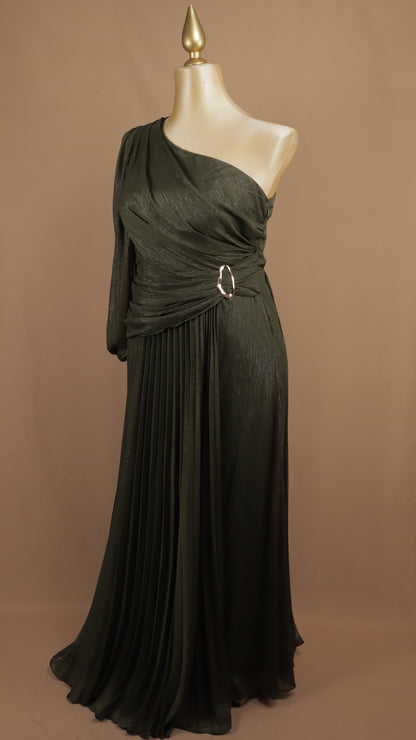 Vestido plus size de gala asimétrico lurex con top drapeado y falda plisada