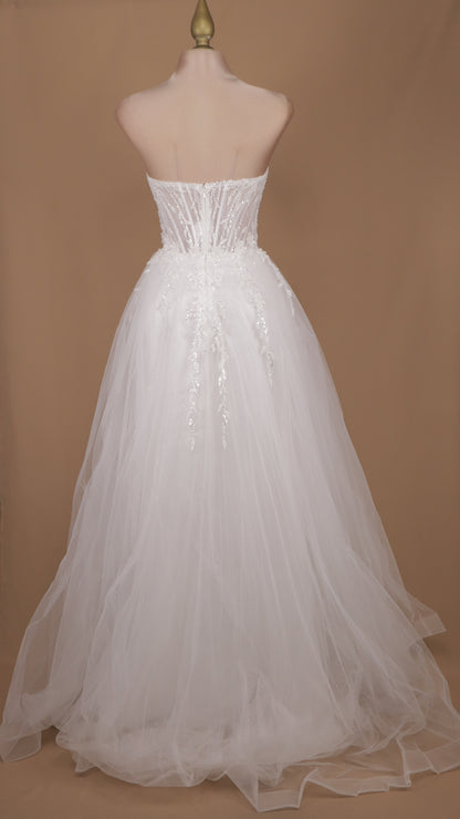 Vestido de novia straple con pedrería