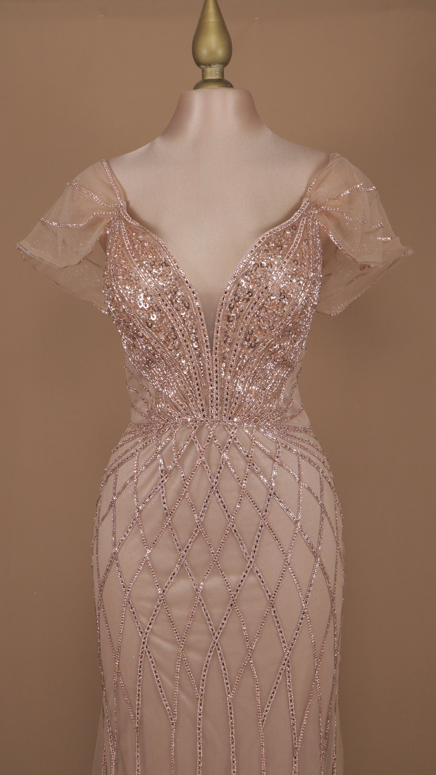 Vestido largo de gala escote al hombro