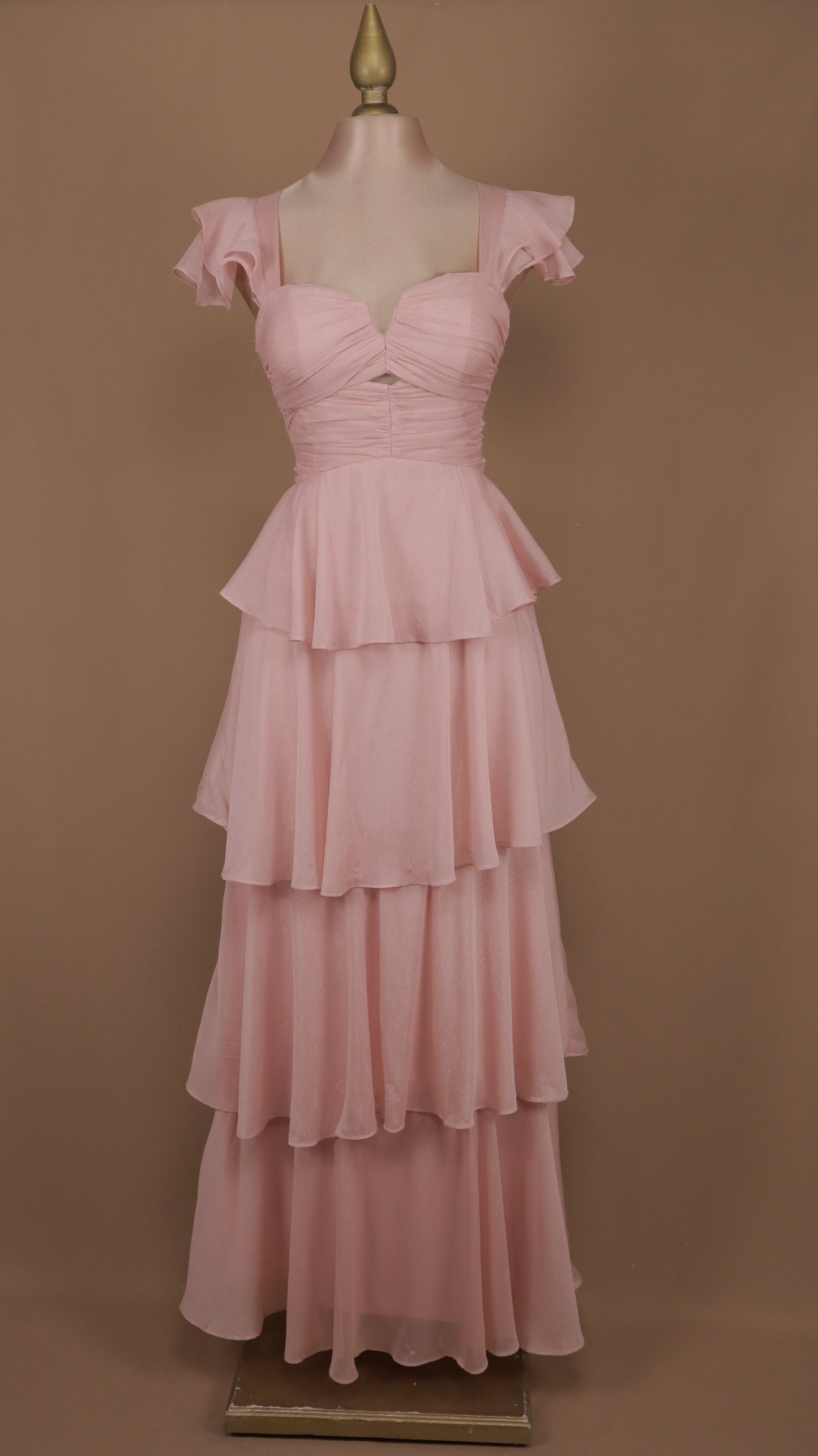 Vestido largo con olanes en falda y corset