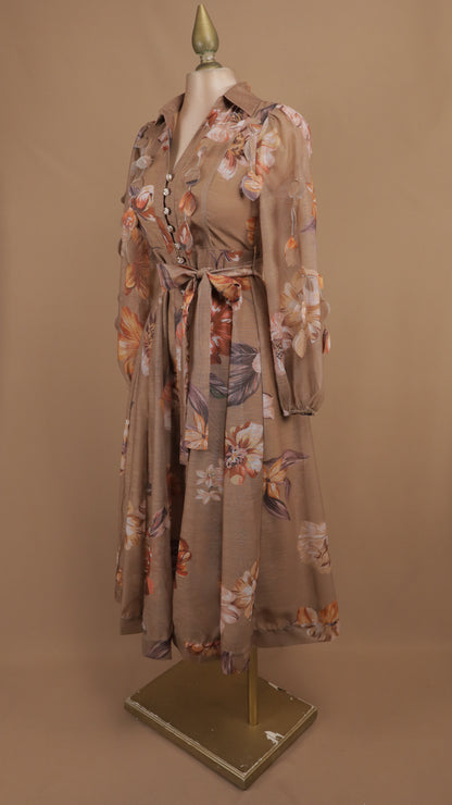 Vestido midi camisero con estampado floral romántico