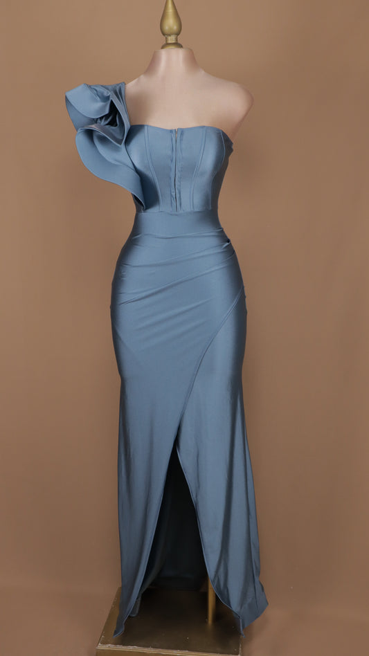 Vestido largo con escarola
