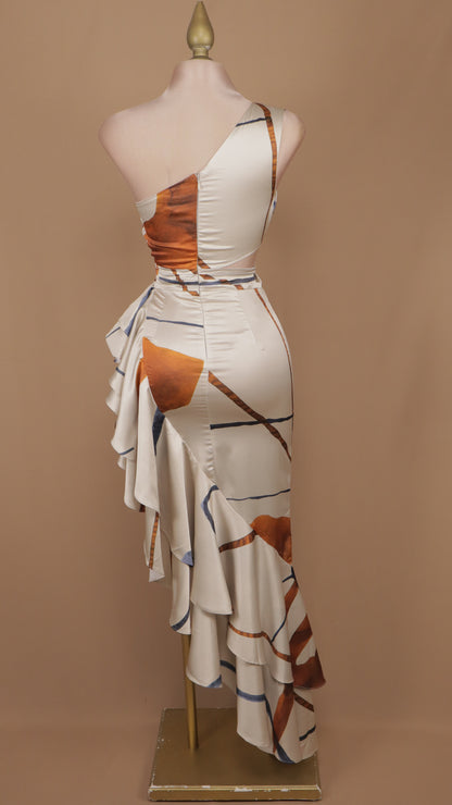 Vestido largo asimétrico con olan en falda