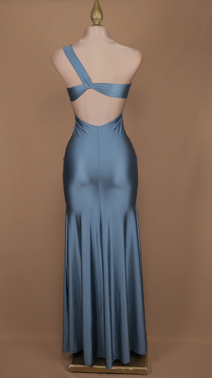 Vestido asimetrico de licra con escote en la espalda