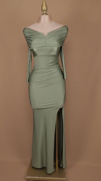 Vestido largo manga larga con escote al hombro