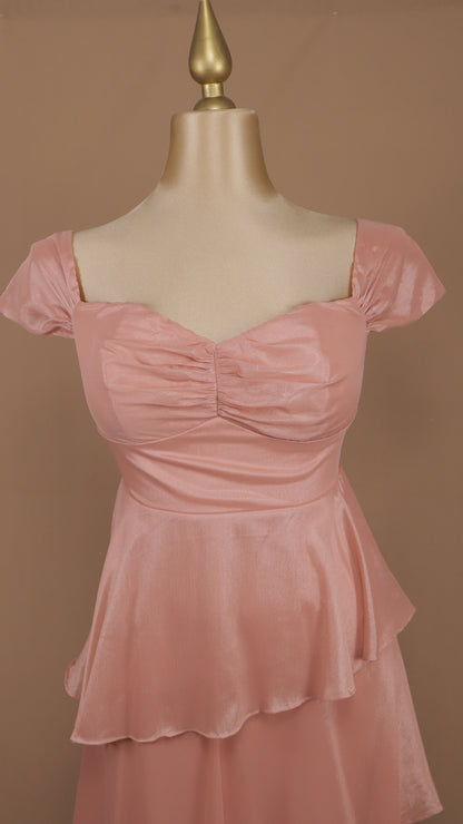 Vestido largo plus con olanes