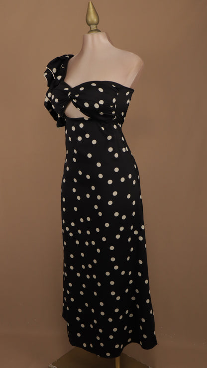 Vestido midi boleado escote asimétrico y en busto