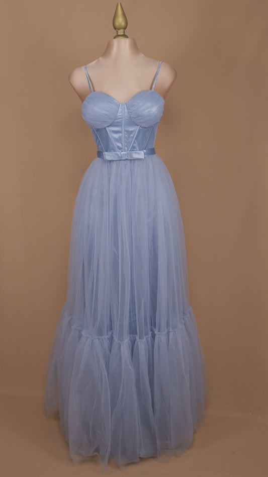 Vestido largo de tul con corset