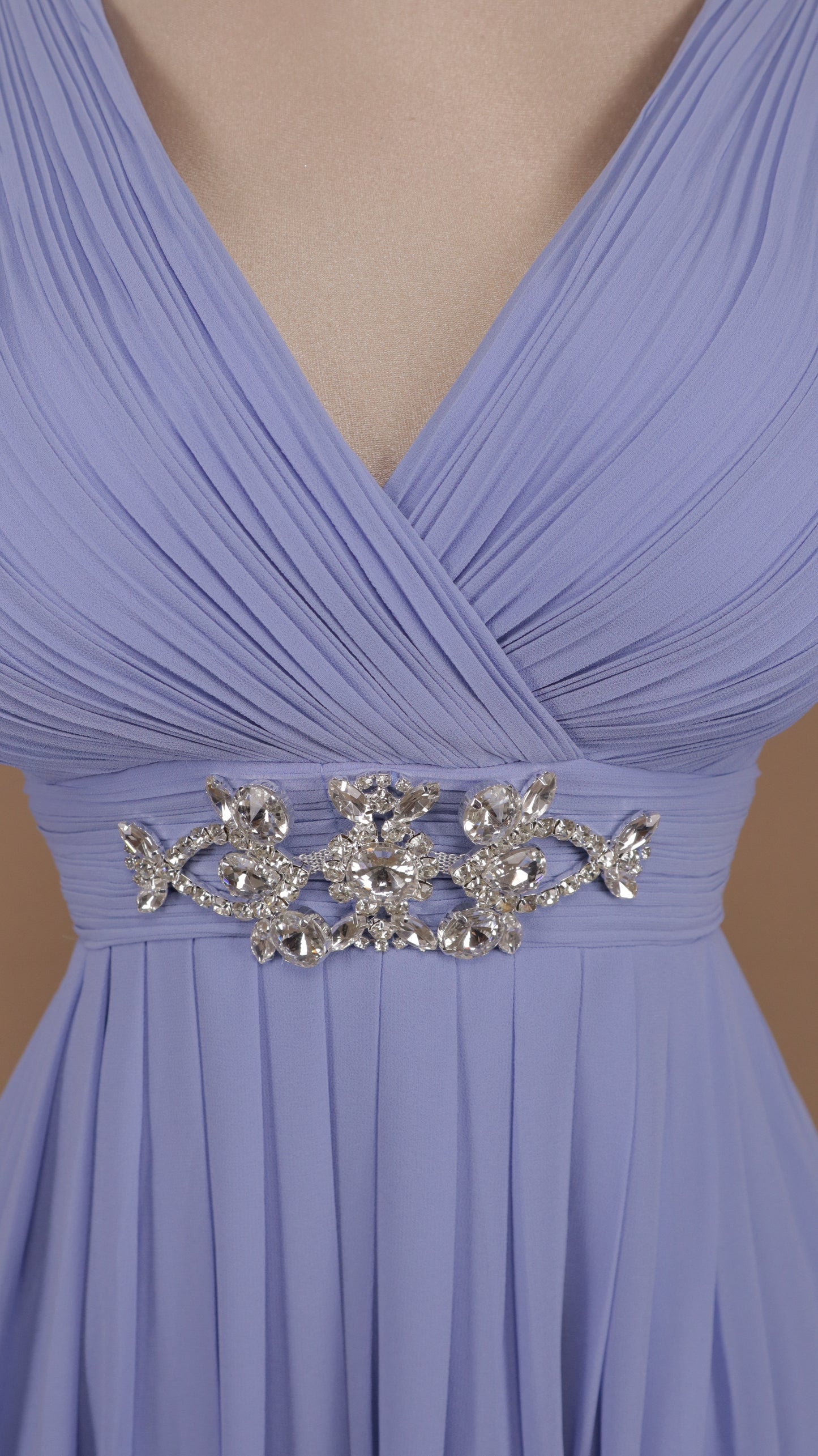 Vestido largo plus size corte imperio