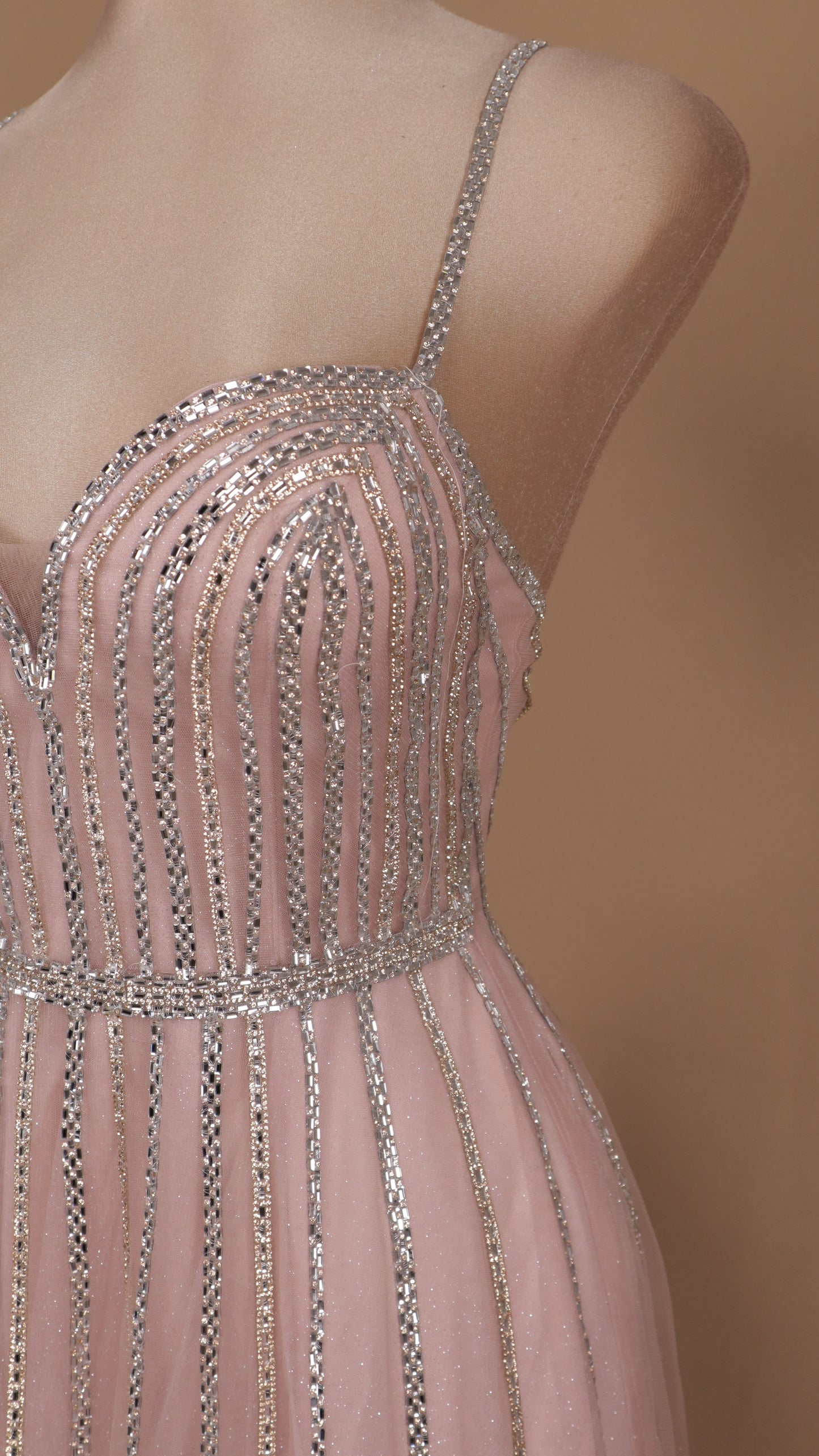 Vestido largo talla extra con aplicación
