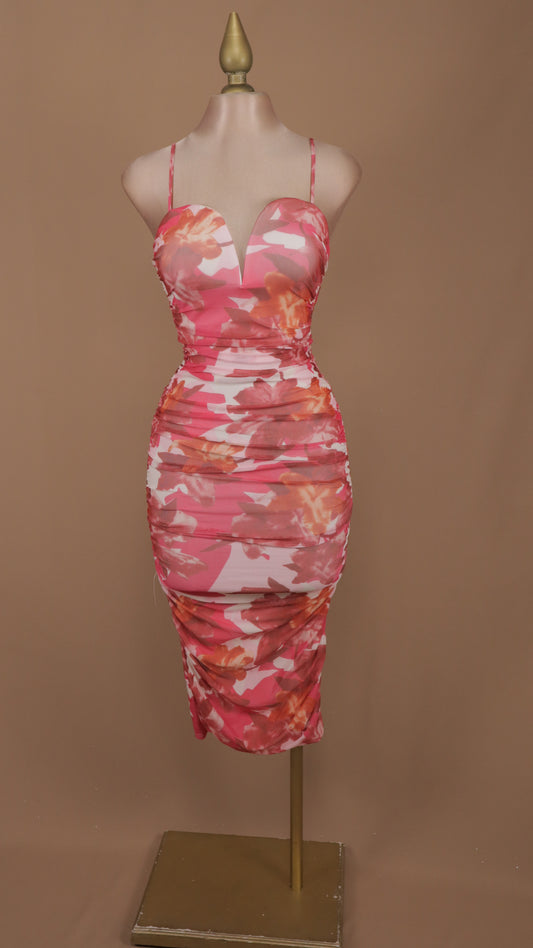 Vestido midi plisado coral