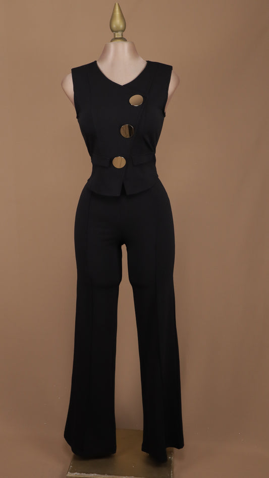 Conjunto de pantalón y crop con botones dorados