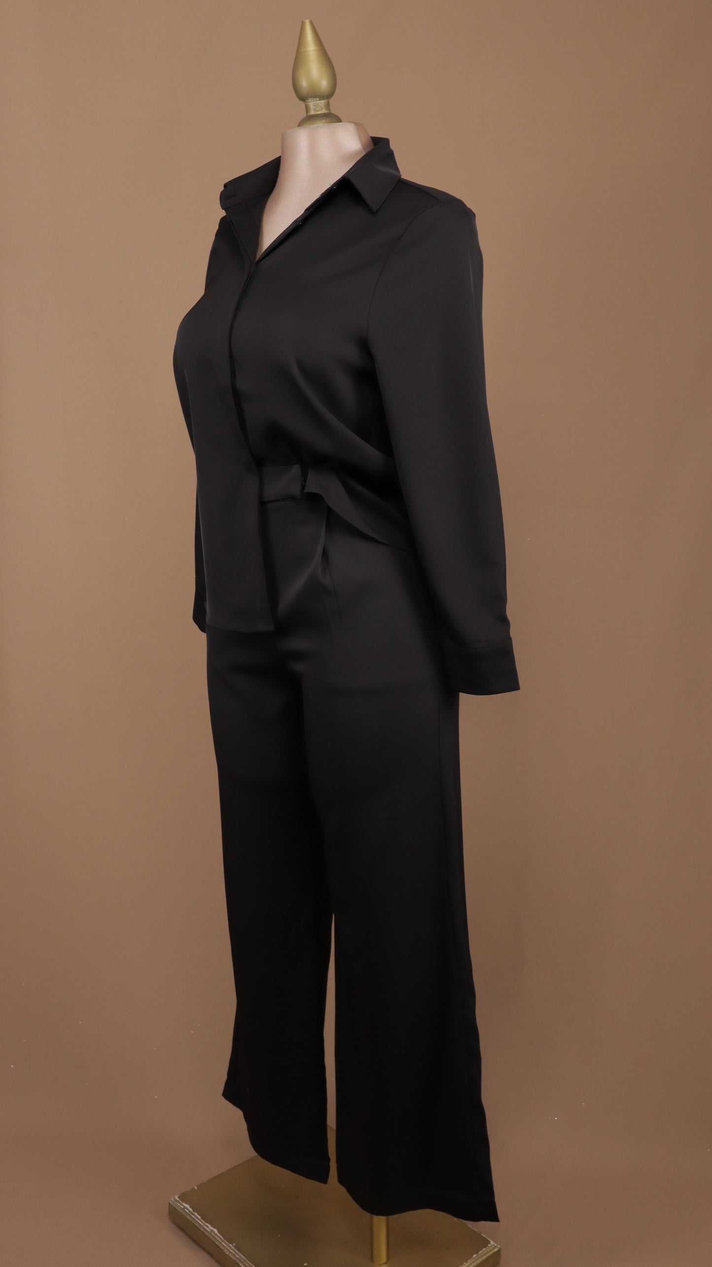 Conjunto de pantalón y blusa manga larga